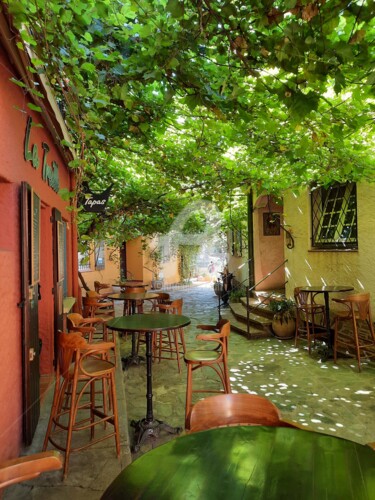 Photographie intitulée "Bar à tapas Colliou…" par Isabelle Blot, Œuvre d'art originale, Photographie numérique
