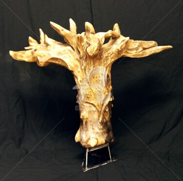 雕塑 标题为“Taurus” 由Eric Rodriguez Sculpture (Arteric), 原创艺术品, 木