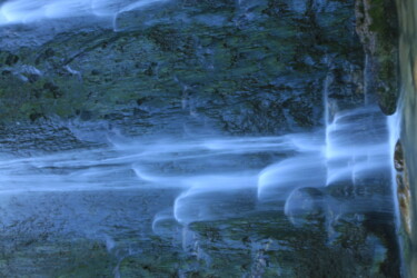 Photographie intitulée "waterfall 11" par Paris, Œuvre d'art originale, Photographie non manipulée