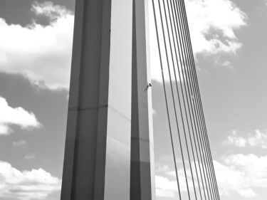 Entre ciel et archi Photographie intitulée "Entre ciel et archi" par Fabienne Soubrenie, Œuvre d'art originale, Photographie non manipulée