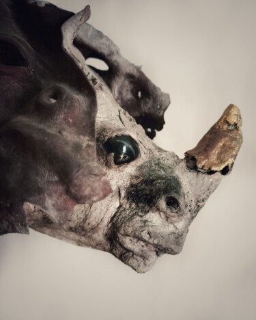 Everything not saved will be lost Sculpture titled "Everything not save…" by Noham Rudisuhli, Original Artwork, Paper maché