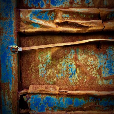 Photographie intitulée "BENNE" par Jean-Luc Osswald, Œuvre d'art originale, Photographie numérique