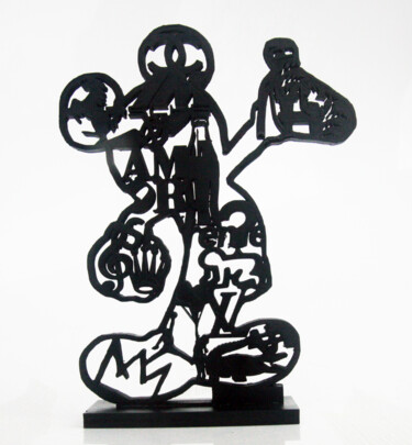 제목이 "PyB Mickey logos &…"인 조형물 Pyb로, 원작, 수지