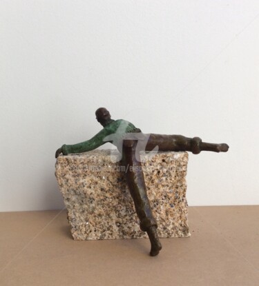 Sculpture titled "« Faire le mur »" by Elisabeth Faucheur, Original Artwork, Bronze