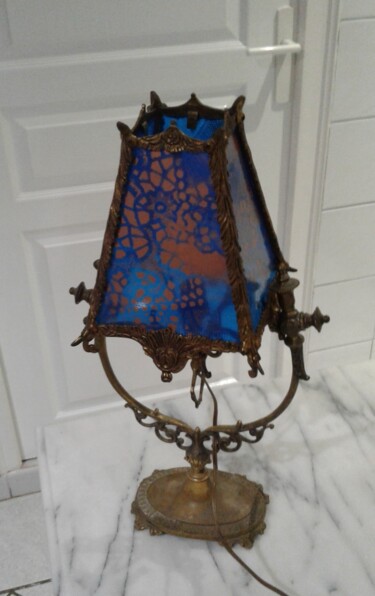 Design titled "la traversée" by Ellaoachat, Original Artwork, Luminaire