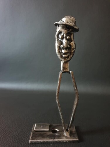 " Les Charles " numéro 4 Sculpture titled "" Les Charles " num…" by Sandrine Plumard, Original Artwork, Metals