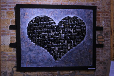 Black heart in our hearts Sculpture titled "Black heart in our…" by Kyrylo Bondarenko, Original Artwork, Metals