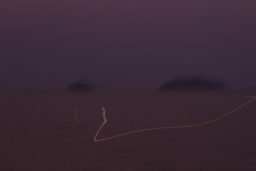 Photographie intitulée "Soleil 0x381EC7 #1/3" par Éric Petr, Œuvre d'art originale, Photographie non manipulée