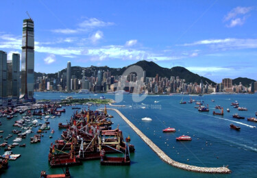 Hong Kong - Harbor for Construction Ships #9 Photographie intitulée "Hong Kong - Harbor…" par Clement Tsang, Œuvre d'art originale, Photographie numérique