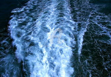 Photographie intitulée "Hong Kong - Sea Wav…" par Clement Tsang, Œuvre d'art originale, Photographie numérique