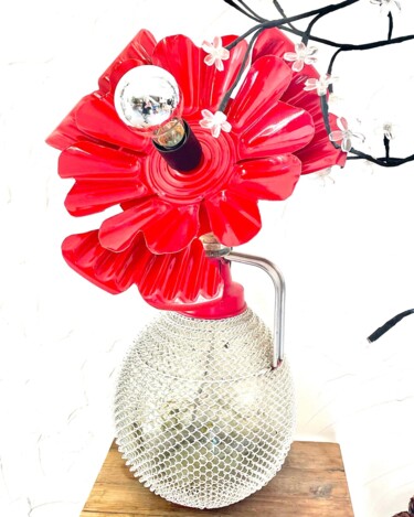 Lampe sur table COQUELICOTS jaune et blanc Design intitulée "Lampe sur table COQ…" par Joel Carpentier (Ambiance d'Antan), Œuvre d'art originale, Luminaire