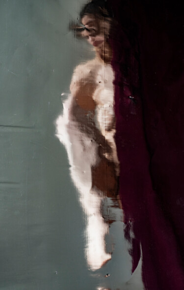 Fotografia intitolato "In-out model (№ 4)" da Apollinariia Ilina, Opera d'arte originale, Fotografia digitale