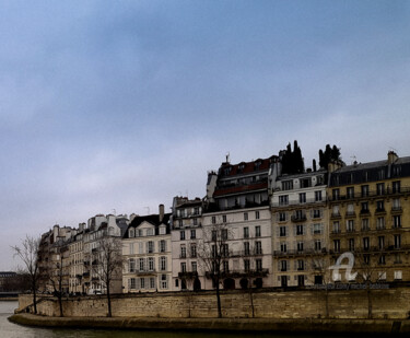 Photographie intitulée "Quai Henri IV" par Michel Babkine, Œuvre d'art originale, Photographie numérique
