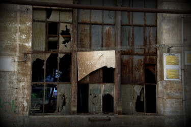Photographie intitulée "guillotine" par Christophe Plousey, Œuvre d'art originale, Photographie numérique