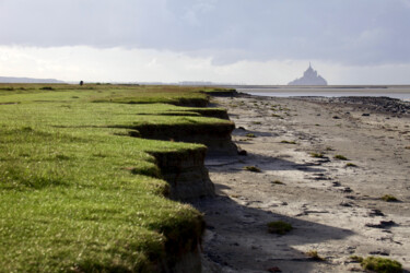 Mont Saint-Michel, la grève à la Roche Torin Photographie intitulée "Mont Saint-Michel,…" par Pierre-Yves Rospabé, Œuvre d'art originale, Photographie numérique