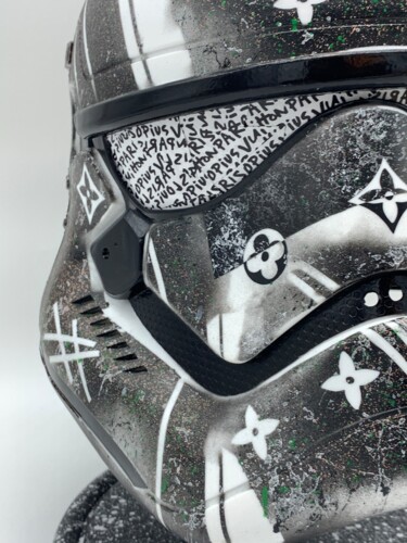 Sculpture intitulée "Vuitton Stormtropper" par Opius, Œuvre d'art originale, Plastique