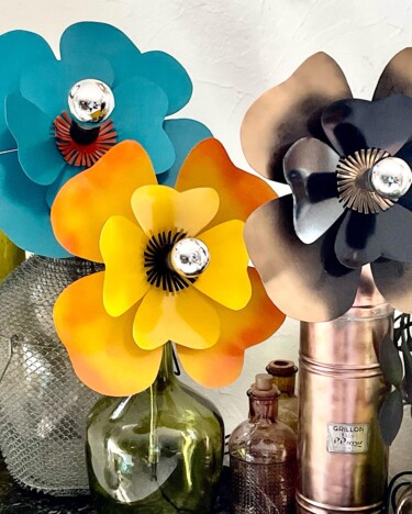 Lampe fleur LES PAVOTS D’ORIENT Design intitulée "Lampe fleur LES PAV…" par Joel Carpentier (Ambiance d'Antan), Œuvre d'art originale, Luminaire