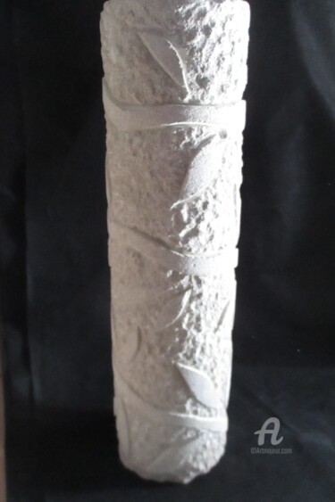 Sculpture titled "L' arbre de la vie" by Roberto Urbano, Original Artwork, Stone