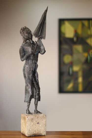 Expectations (39x20x12 1.7kg iron, travertine) Sculpture intitulée "Expectations (39x20…" par Karen Axikyan, Œuvre d'art originale, Métaux