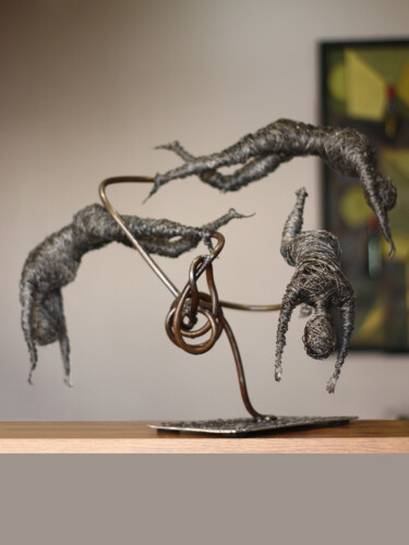 Three wishes (39x59x36 3.2kg iron) Sculpture intitulée "Three wishes (39x59…" par Karen Axikyan, Œuvre d'art originale, Métaux