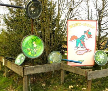 Peint paraboles en vrais dehors Parc Aventure-Land