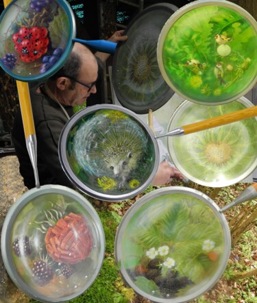 J'aime peindre nos groseilles, pissenlits, coccinelles, etc.