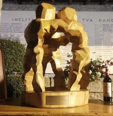 Scultura intitolato "TROFEO VANONI" da Ivan Fabani, Opera d'arte originale, Legno