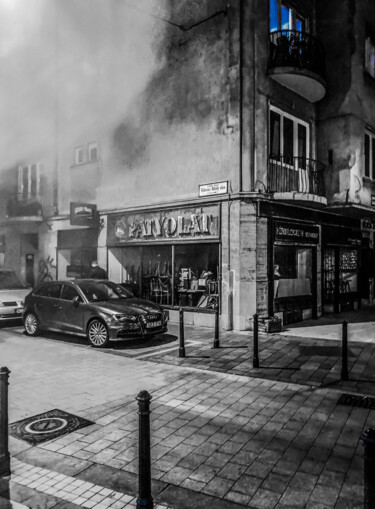 Photography titled "La fenêtre bleu" by Olivier De Pooter, Original Artwork, Digital Photography