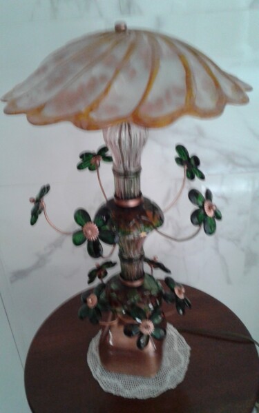 Design titled "le caroussel" by Ellaoachat, Original Artwork, Luminaire
