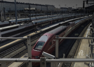 Depuis un pont ferroviaire à la méridienne Photographie intitulée "Depuis un pont ferr…" par Michel Babkine, Œuvre d'art originale, Photographie numérique
