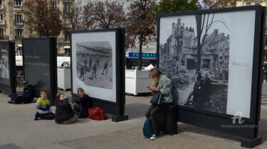摄影 标题为“La photographie s'e…” 由Michel Babkine, 原创艺术品, 数码摄影