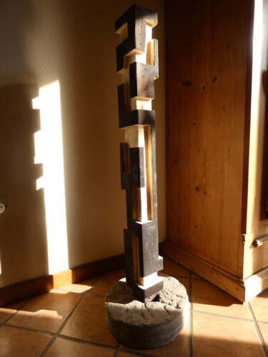 Sculptuur getiteld "Sekhem" door Gregör Hosjan, Origineel Kunstwerk, Hout