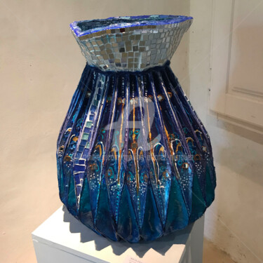 Design intitulée "Vase bleu" par Meiling Alvarez Marquez, Œuvre d'art originale, Art de la table