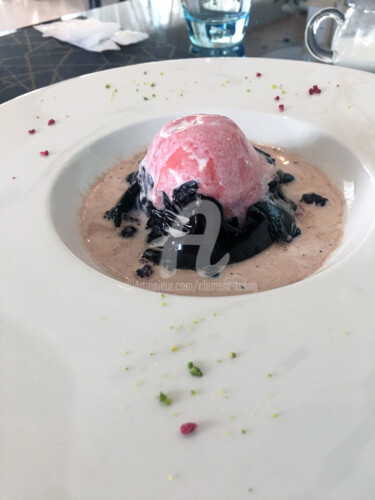 Photographie intitulée "Making of Ice Cream…" par Clement Tsang, Œuvre d'art originale, Photographie numérique