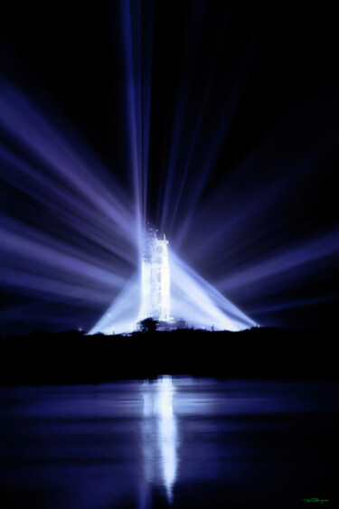 Photographie intitulée "Apollo 11" par Travis Burgess, Œuvre d'art originale, Photographie argentique