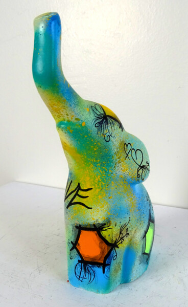 Sculpture éléphant "Freelephant" pop graffiti coloré fluo 雕塑 标题为“Sculpture éléphant…” 由Pvettese, 原创艺术品, 喷漆