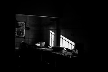 The abandoned kitchen Photographie intitulée "The abandoned kitch…" par Isabelle Pautrot, Œuvre d'art originale, Photographie numérique
