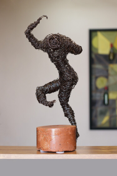 Whirlpool (45x22x20cm 3.7kg iron, tufa) Скульптура под названием "Whirlpool (45x22x20…" - Karen Axikyan, Подлинное произведение искусства, Металлы