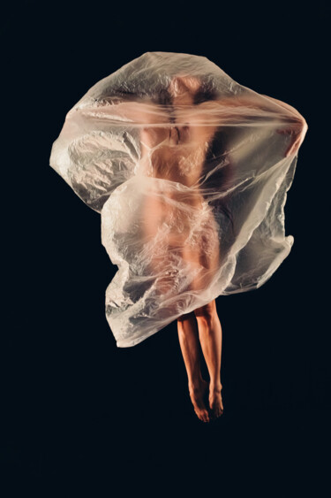 Fotografie mit dem Titel "Flying against all…" von Olga Sukhikh (Lolly Shine), Original-Kunstwerk, Digitale Fotografie Auf A…