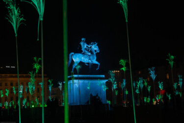 Photography titled "Statue équestre de…" by Poongraphy, Original Artwork, Digital Photography