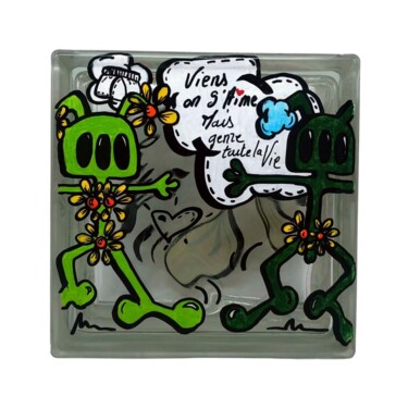 Sculpture titled "Pavé du mur du bonh…" by Asop, Original Artwork, Acrylic