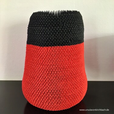 "Papierobjekt in Rot…" başlıklı Heykel Ursula Von Kirchbach tarafından, Orijinal sanat, Kâğıt