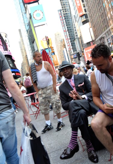 Photographie intitulée "sur Broadway" par Bernard Levy, Œuvre d'art originale, Photographie numérique