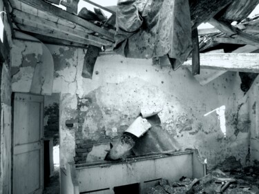 Photography titled "Shelter" by Irvin Grassi, Original Artwork, Digital Photography