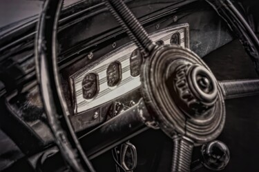 Fotografia zatytułowany „Steering Wheel IV” autorstwa Eric Vadé, Oryginalna praca, Fotografia cyfrowa