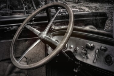 Fotografia zatytułowany „Steering Wheel VIII” autorstwa Eric Vadé, Oryginalna praca, Fotografia cyfrowa