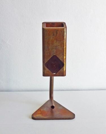 Sculpture titled "Jarron vase" by Pere Marti, Original Artwork, Metals
