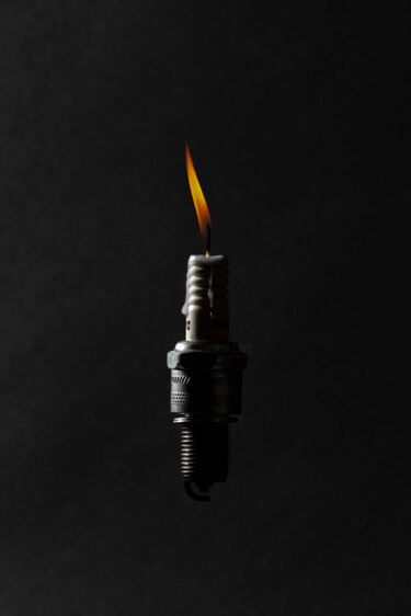 Photographie intitulée "0832 - la candela" par Fabio Montalto (il Mont'), Œuvre d'art originale, Photographie numérique
