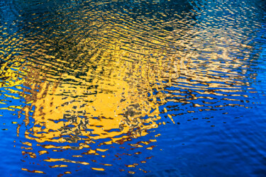 Photography titled "Reflection 5" by Jarek Rufer, Original Artwork, Digital Photography