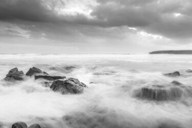 Photographie intitulée "Mist Waves" par Jean-Guy Nakars, Œuvre d'art originale, Photographie numérique